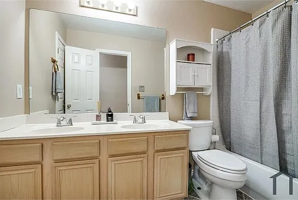 7309 Normandy Rd — Photo 9