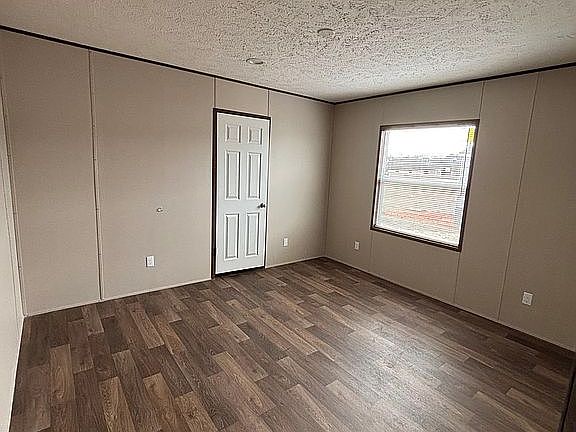 4th image of 3000 Lee Road 10 Lot 331
