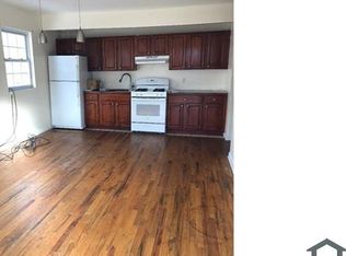 542 Saint Lawrence Ave #1, Bronx, NY 10473