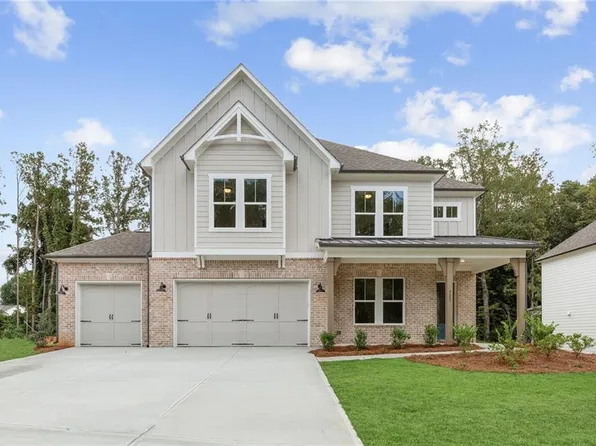 723 Crest Line Trl, Powder Springs, GA 30127