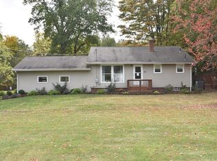 2446 Call Rd, Stow, OH 44224