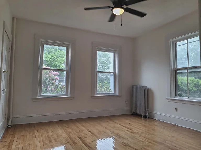 20 Temple St #2 — Photo 7