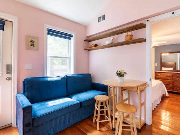7 Cushing Dr #2