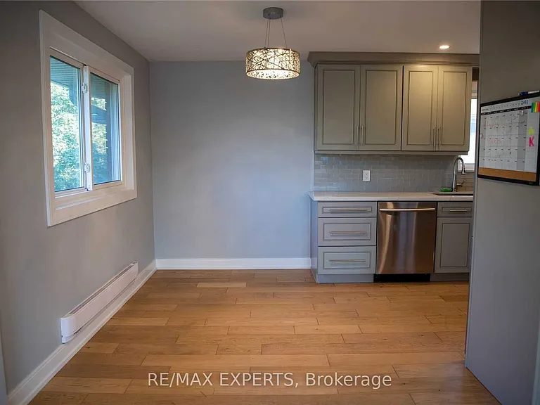 333 Rimilton Ave #UPPER — Photo 7