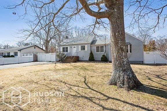 2nd image of 36 Mill Dr