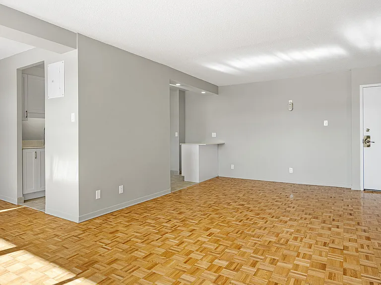 2220 Halifax Dr — Photo 15