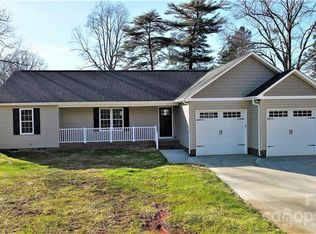 2302 Laboratory Rd, Lincolnton, NC 28092