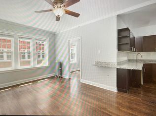 6112 N Winthrop Ave #3, Chicago, IL 60660