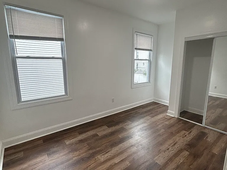799 Kearny Ave — Photo 15