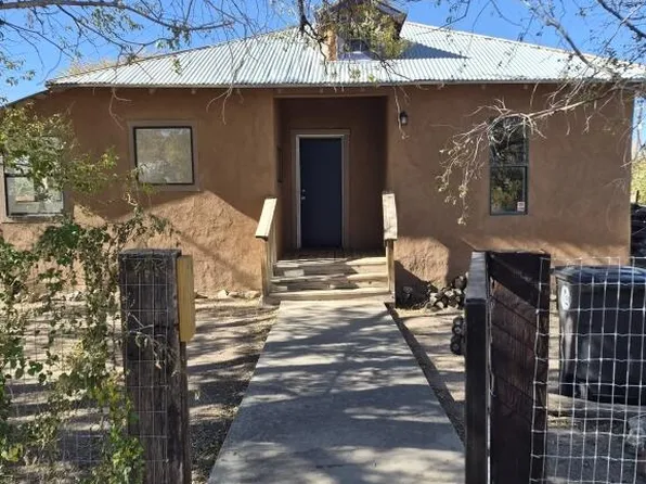 708 Spruce St, Magdalena, NM 87825