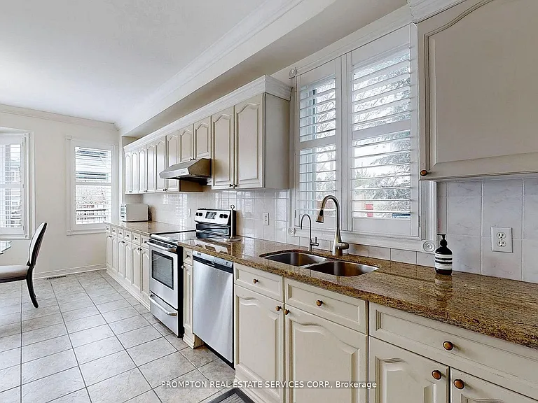 18 Bridleford Ct — Photo 13