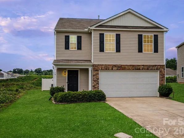 2801 Thomas Twig Dr, Dallas, NC 28034