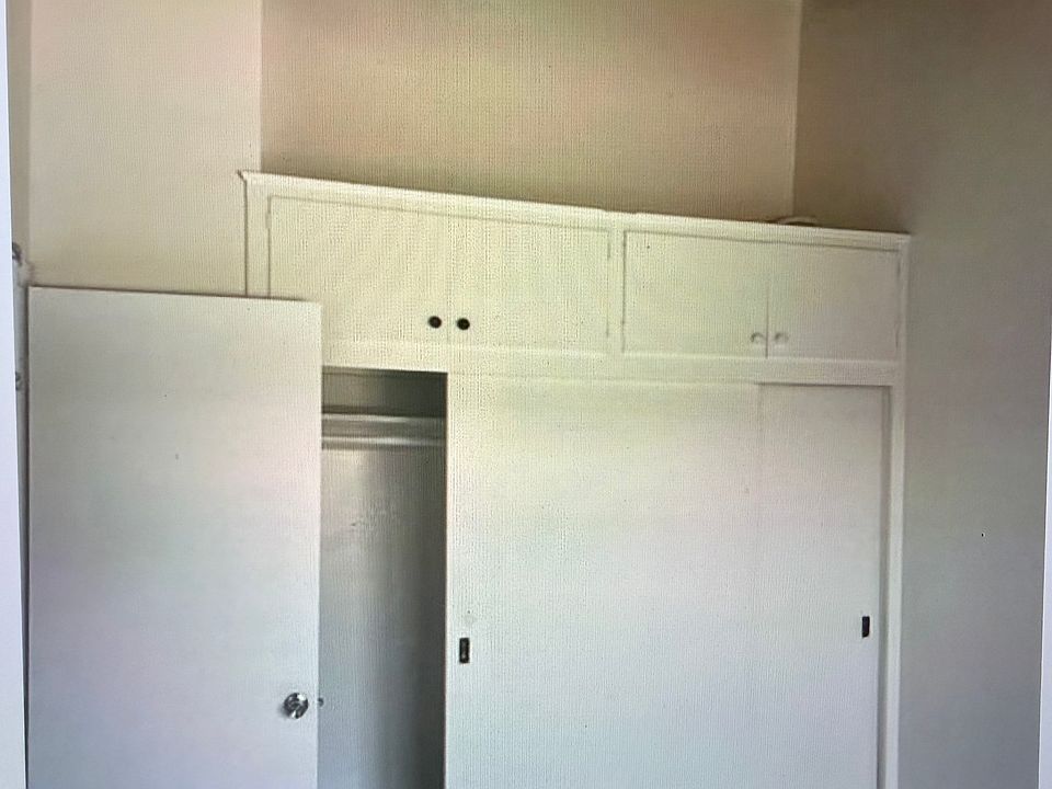 1st image of 289 S Oak St #287