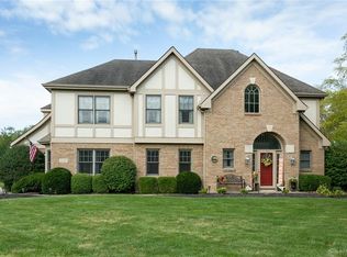 1020 N Sunset Dr, Piqua, OH