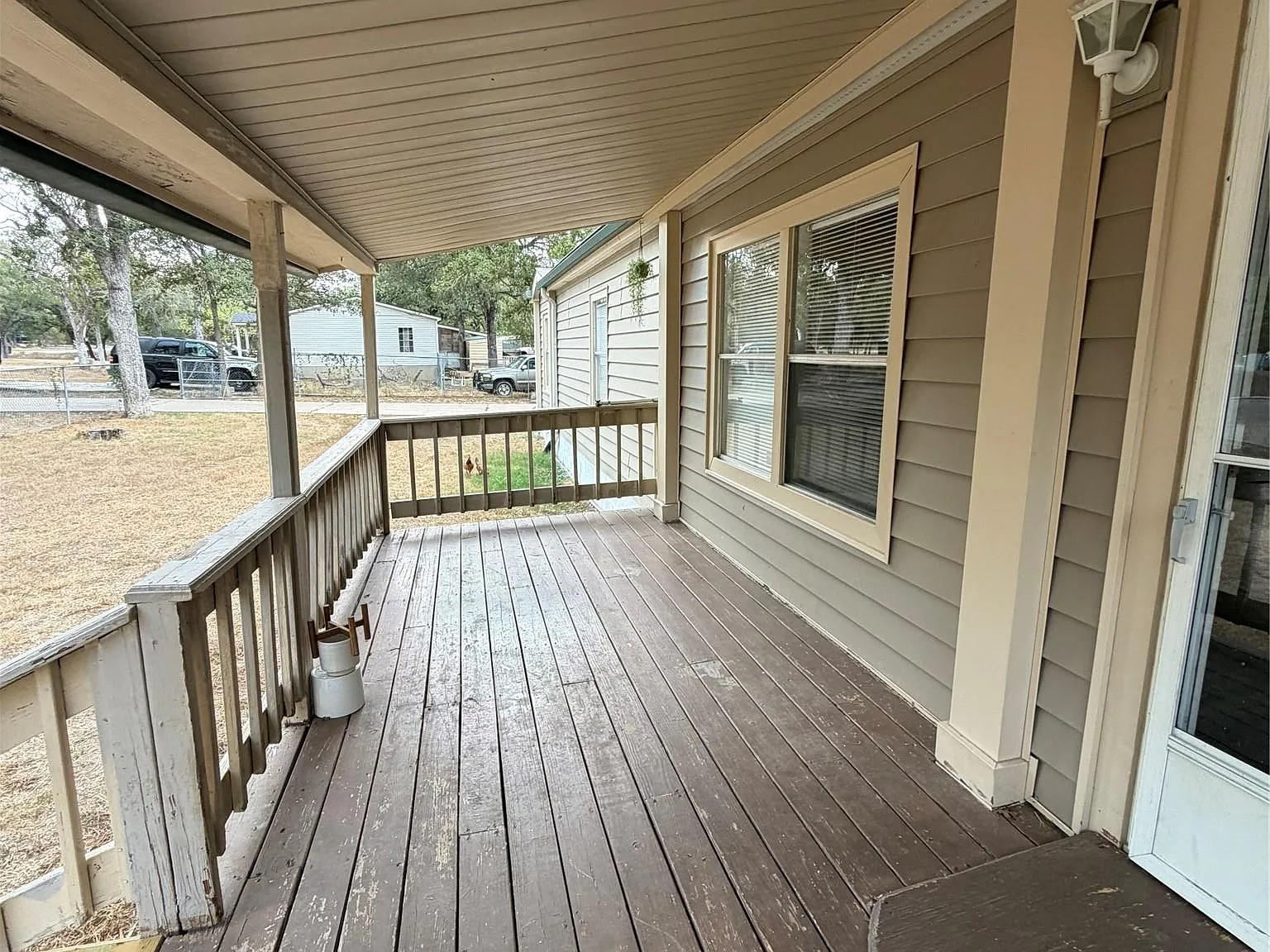 3 bed, 2.0 bath, 1792 sqft, $1,800 — Photo 3