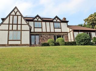 86 W Valley Brook Rd, Califon, NJ 07830