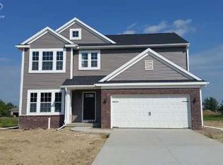 5360 Timber Line Ln, Grand Blanc, MI 48439