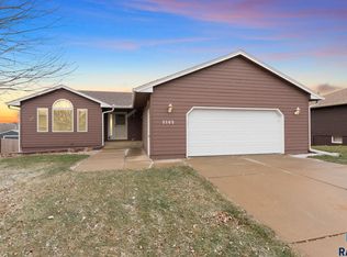 5105 E 22nd St, Sioux Falls, SD 57110