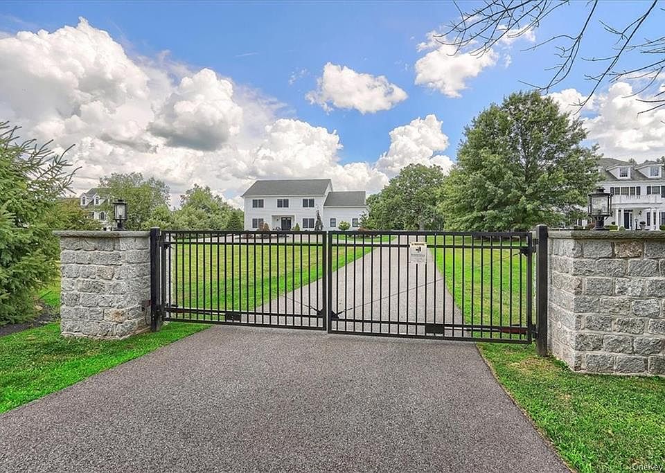 54 Colonial Avenue, Warwick, NY 10990 Zillow