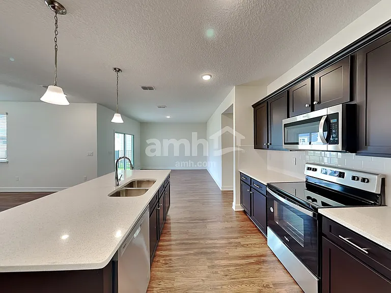 2970 Rolling Acres Rd — Photo 3