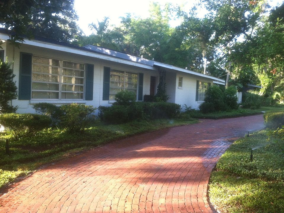 Lots of landscaping, some trees