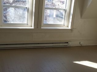 137 S 9th St APT 3, Reading, PA 19602