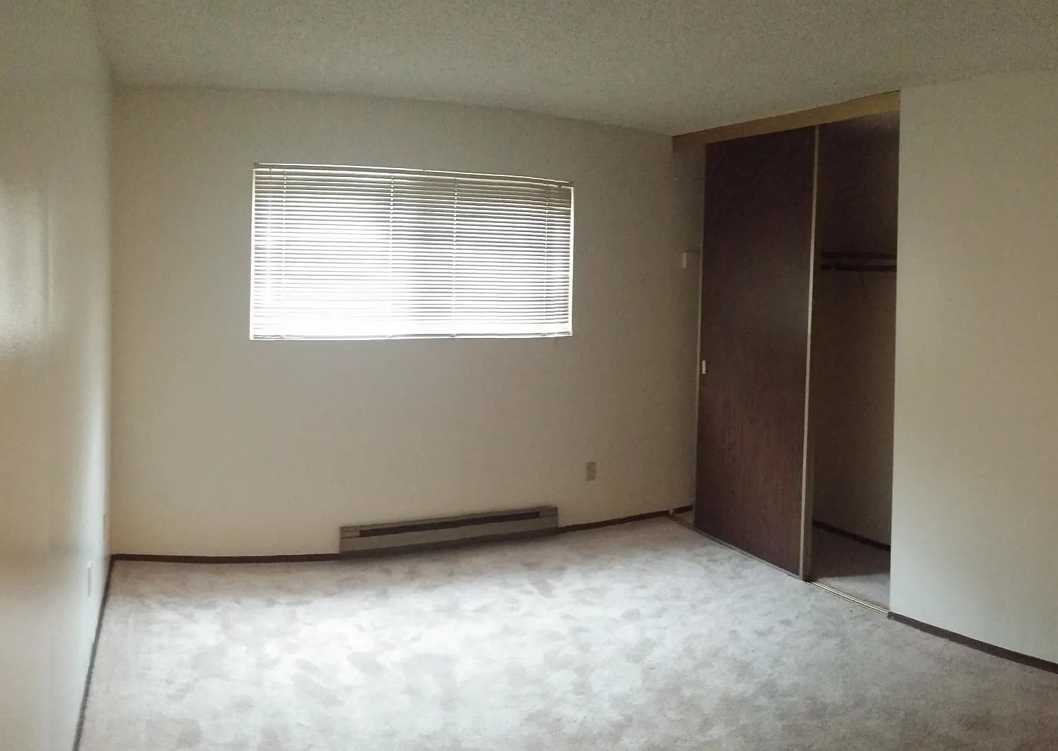 2 bed, 900 sqft, $2,900 — Photo 4