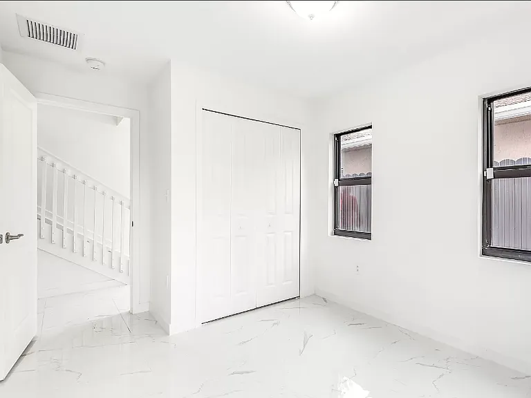 1825 NW 68th St #1 — Photo 10
