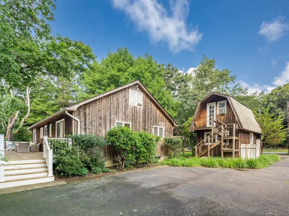 12 Ginny Dr, Shelter Island, NY 11964