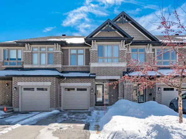 502 Featherfoil Way, Ottawa, ON K1W 0J6