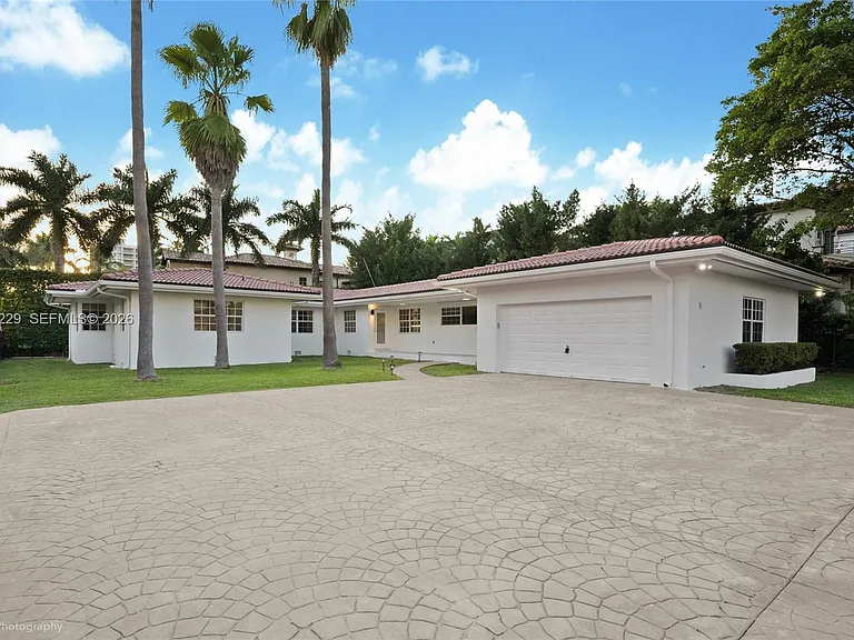 52 Camden Dr — Photo 5
