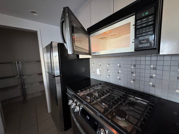 2 bedroom rental in Vancouver — photo 6