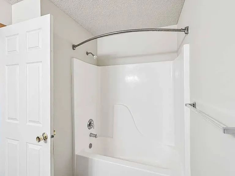Northbrook Apartments — Photo 84