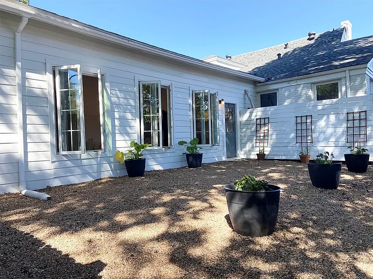 1014 Galloway Ave — Photo 10