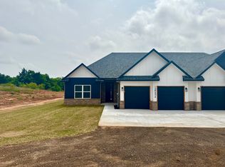 13840 SE 29th St #B, Choctaw, OK 73020