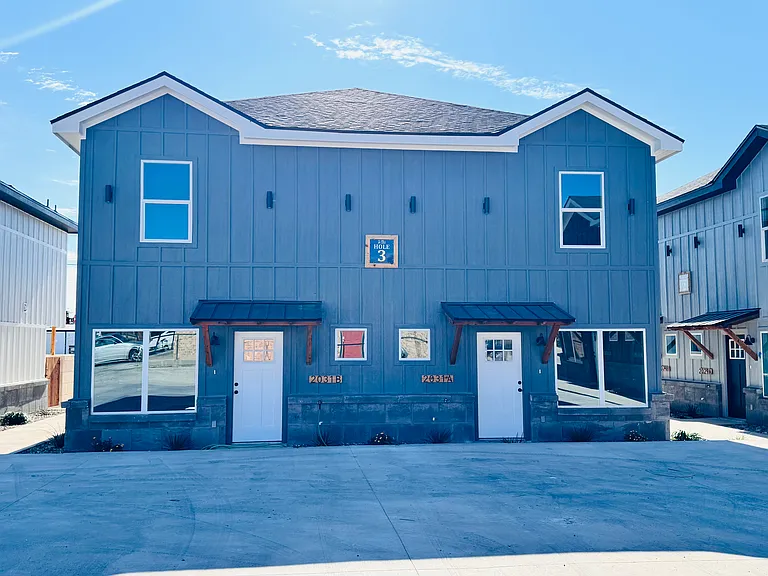 2031 Vaughn St #B — Photo 4