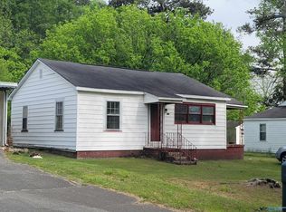 434 4th St NW, Arab, AL 35016