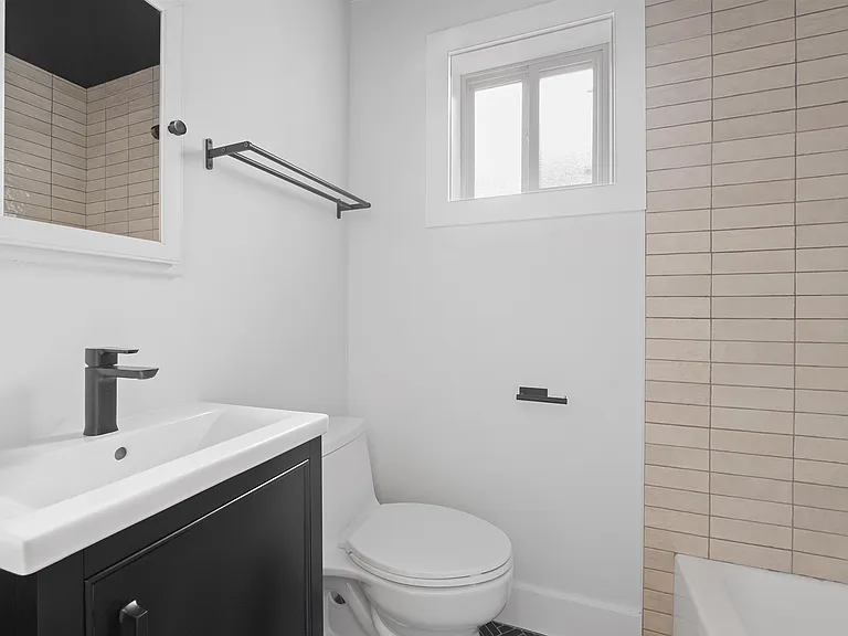342 Bramhall Ave #2 — Photo 8