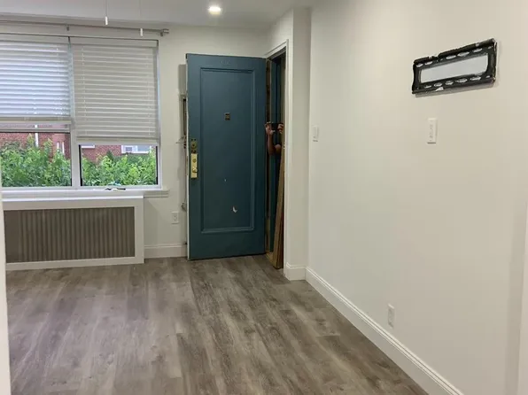 172-09 Crocheron Avenue #C2, Flushing, NY 11358