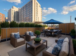 4610 70th St #516, Woodside, NY 11377