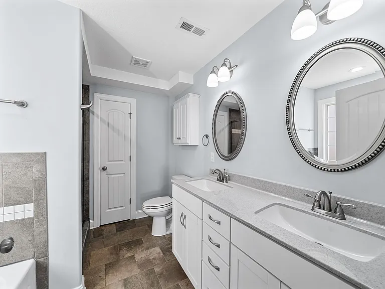 3753 Windmill Dr — Photo 17