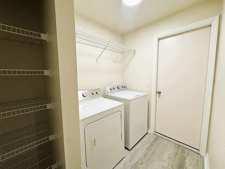 2105 Atwater Dr — Photo 18