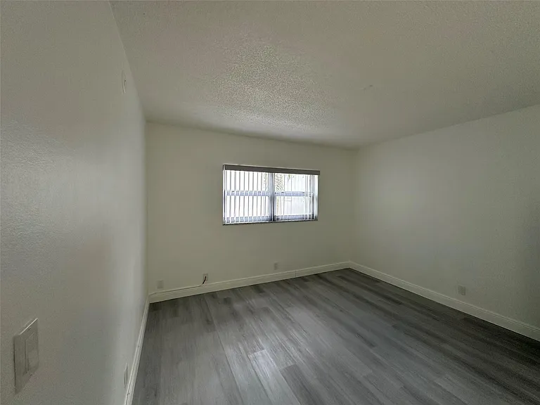 651 Pine Dr — Photo 19