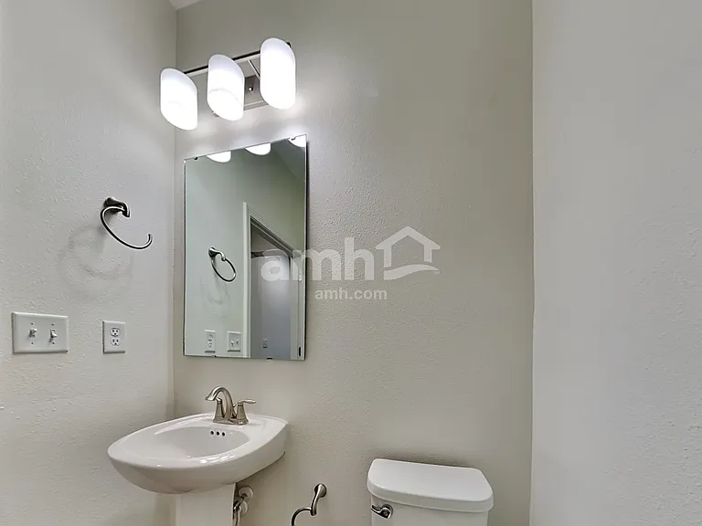 11482 Fox Hollow Ct — Photo 10