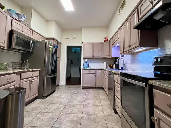 9400 E Bay Harbor Drive #3, Bay Harbor Islands, FL 33154