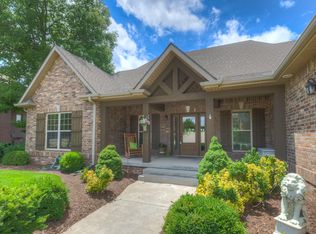 2601 N Ridge View St, Joplin, MO 64801