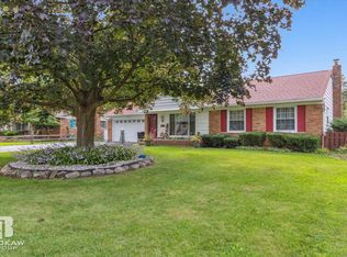 1489 Williamsburg Rd, Flint, MI 48507