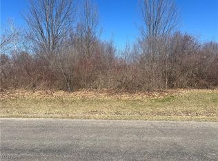 2488 Tupelo Dr, Rock Creek, OH 44084