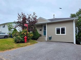 52 Coronation St, Corner Brook, NL A2H6P1