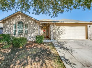 12614 Course View Dr, San Antonio, TX 78221